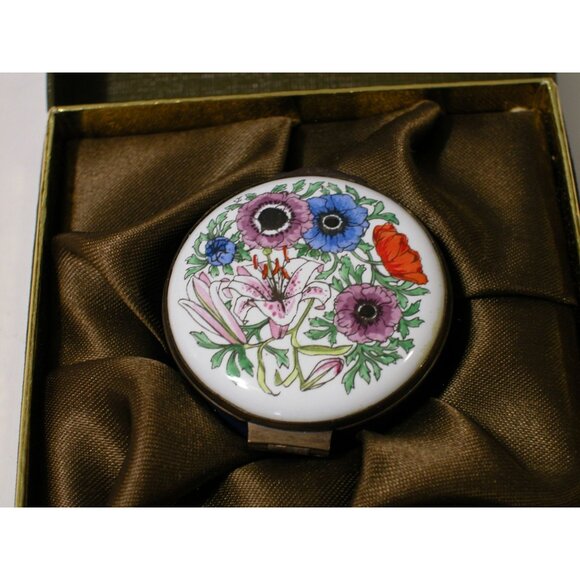 Vintage English Halcyon Days Enamel Trinket Box With Floral Lid & Ship Interior - Picture 1 of 6
